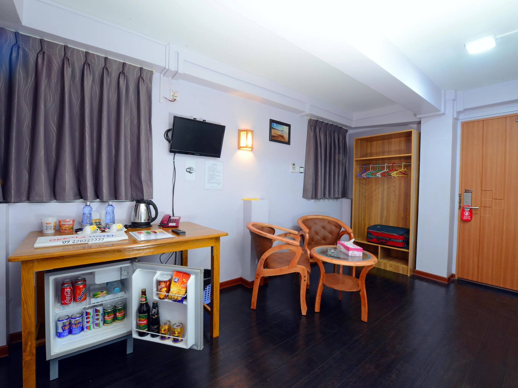 Okkala Hotel Янгон Экстерьер фото