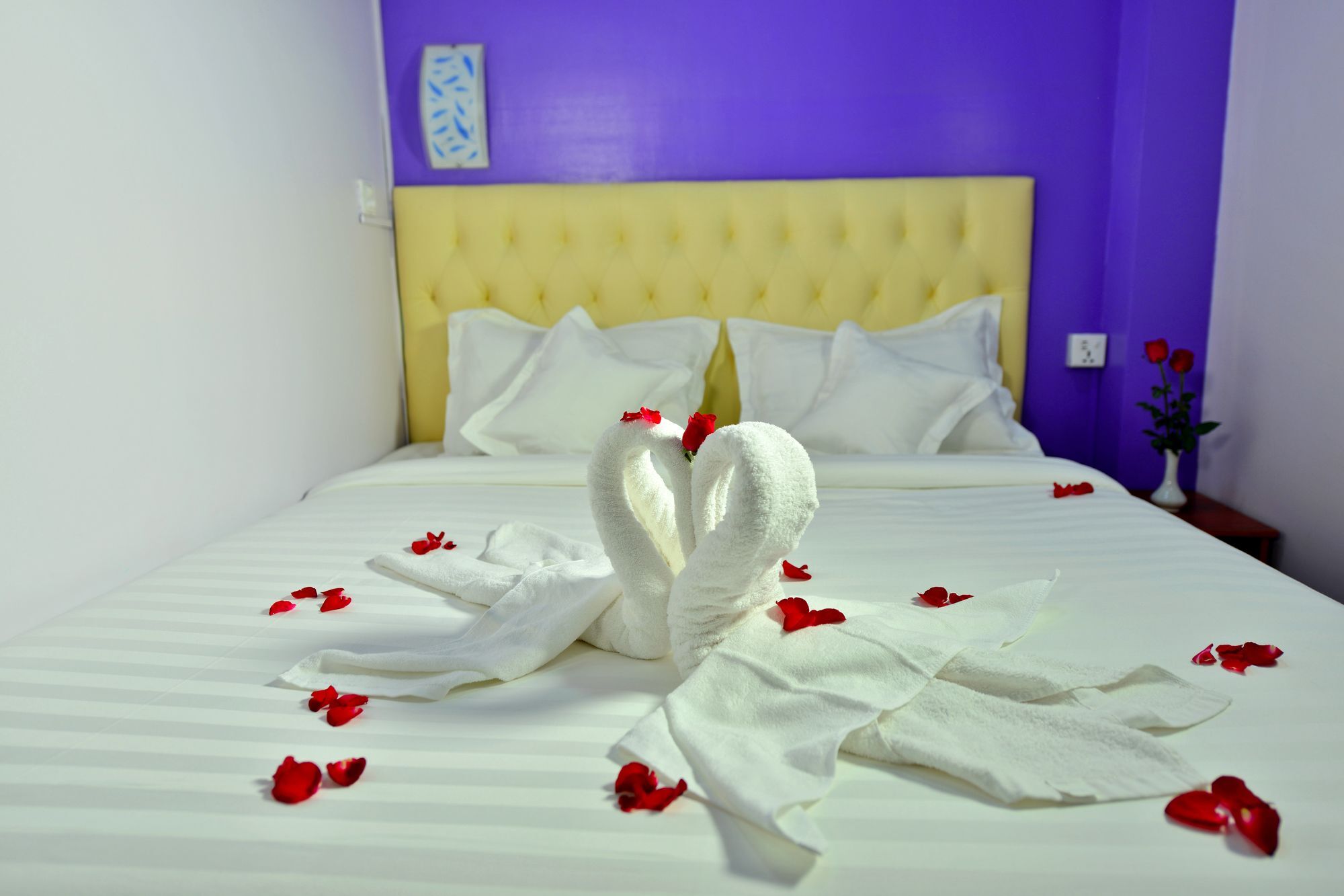 Okkala Hotel Янгон Экстерьер фото