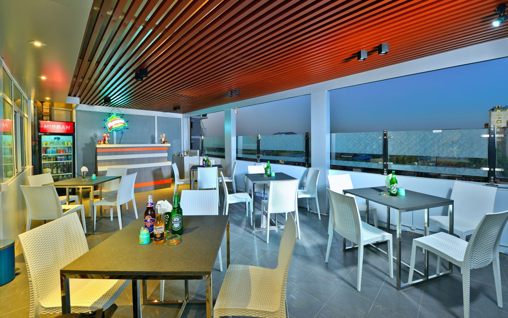 Okkala Hotel Янгон Экстерьер фото